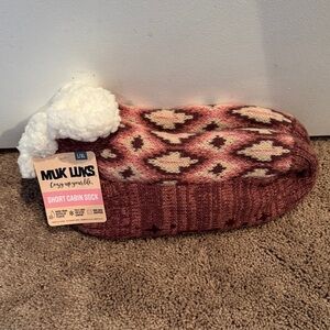 Muk Luks Maroon and Cream Cabin Socks